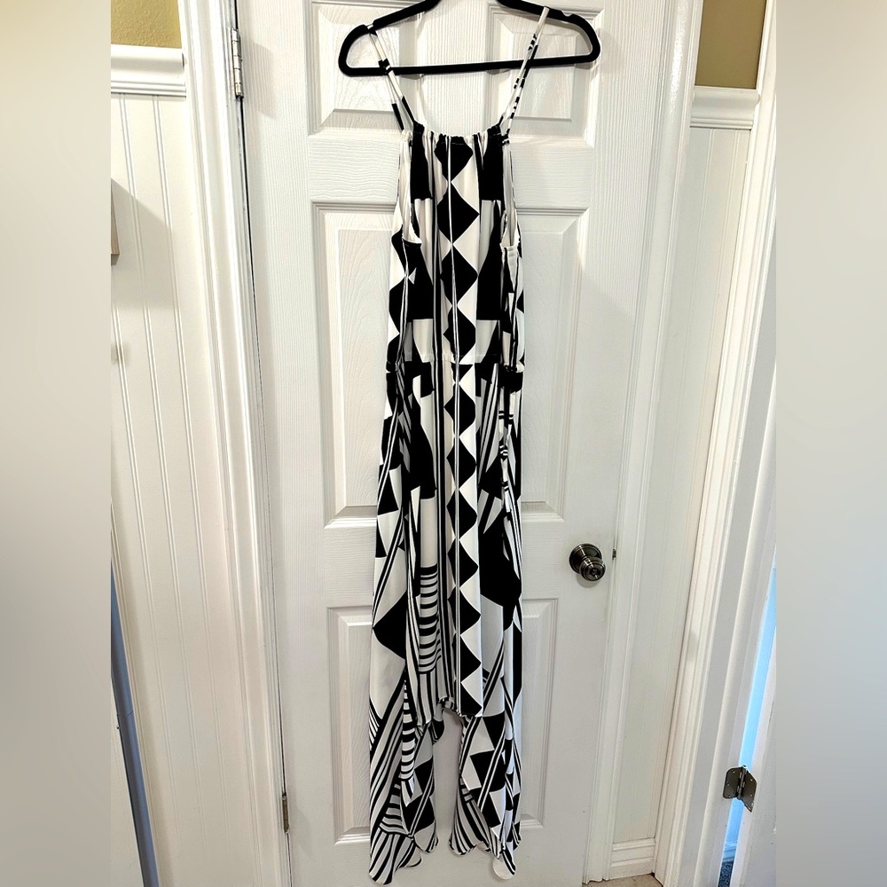 Black & White Geometric Spaghetti-Strap Maxi Dress